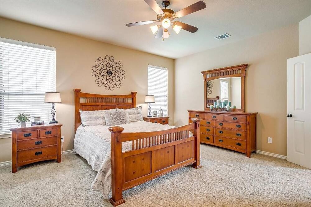 Photo of Bedroom in Burleson