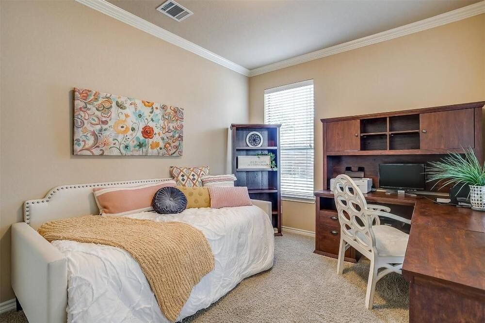 Photo of Bedroom in Burleson