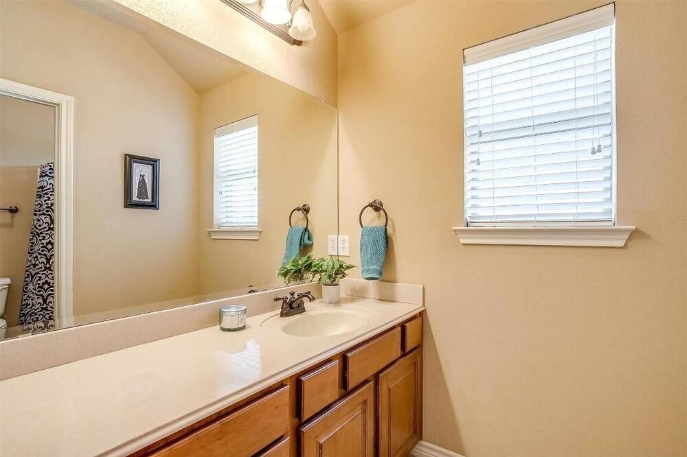 Photo of Bathroom in Burleson