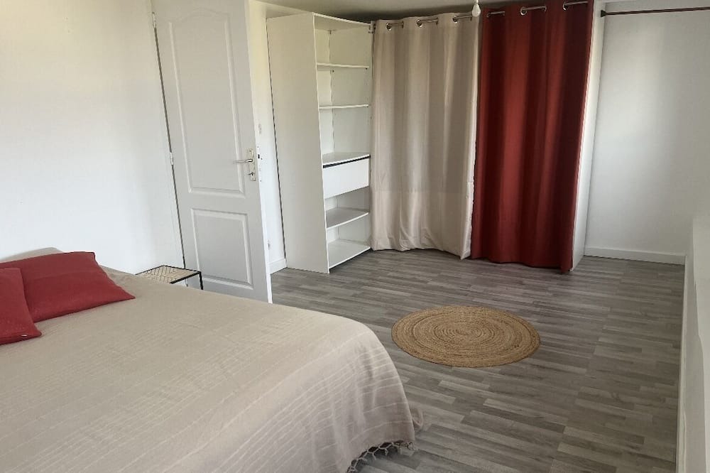 Photo of Bedroom in La Brulatte