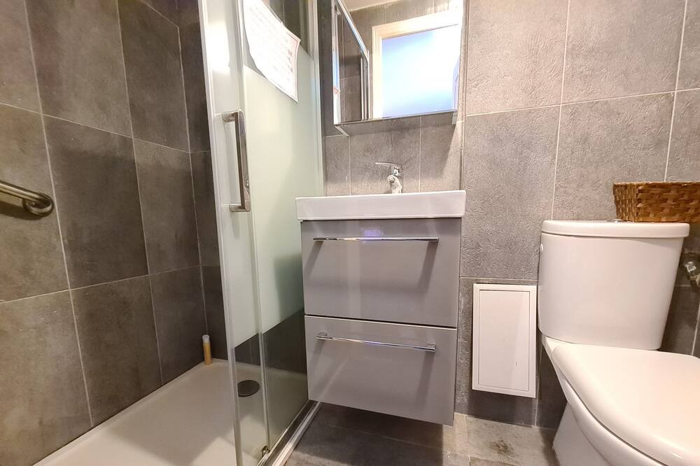 Photo of Bathroom in Tourgeville