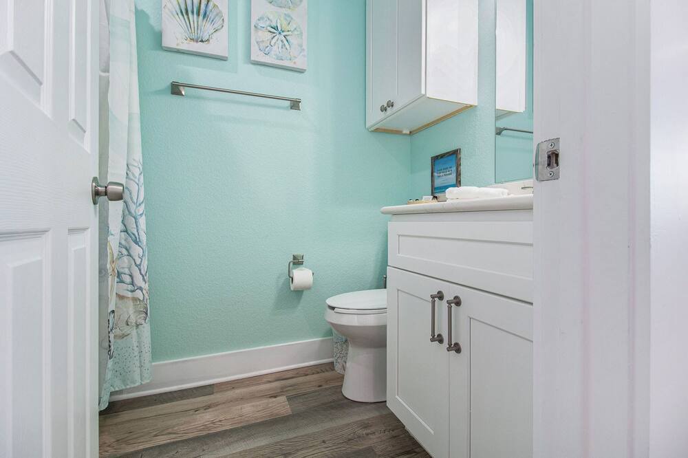 Photo of Bathroom in Indian Beach