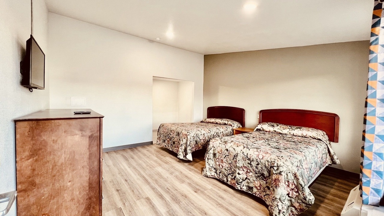 Photo of Bedroom in Northridge