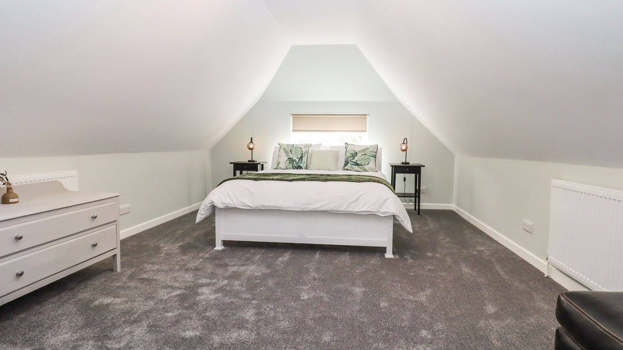 Photo of Others in Paddock Wood