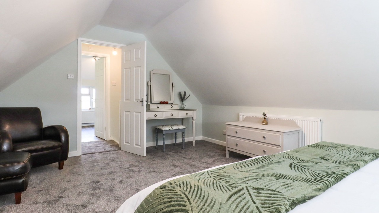 Photo of Others in Paddock Wood