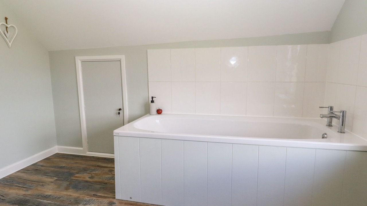 Photo of Others in Paddock Wood