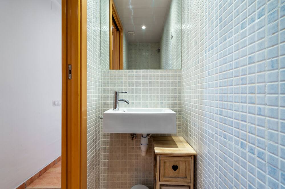 Photo of Bathroom in L'Eucaliptus