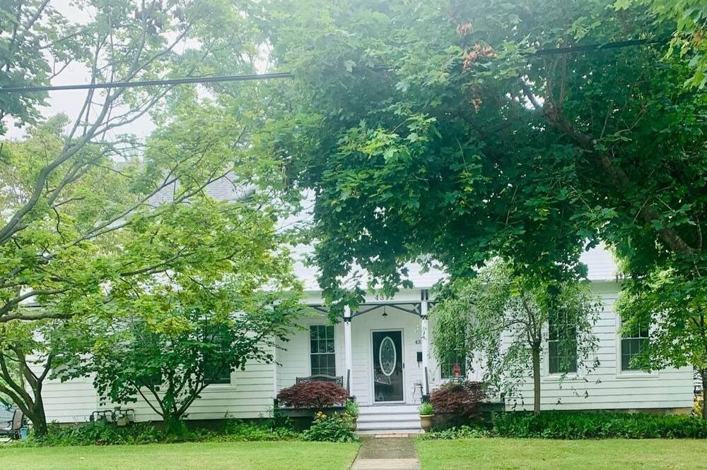 Photo of Outdoor in Willoughby