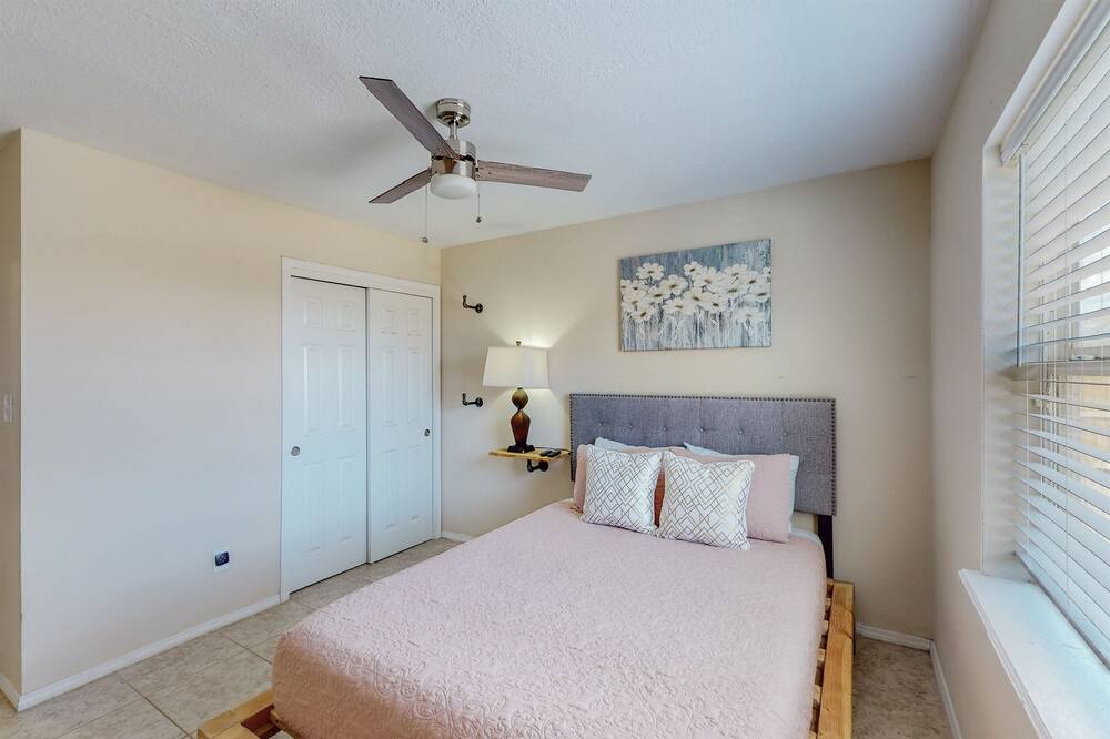 Photo of Bedroom in Rio Rancho