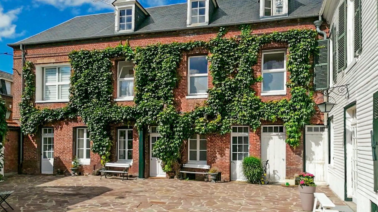 Photo of Outdoor in Eu
