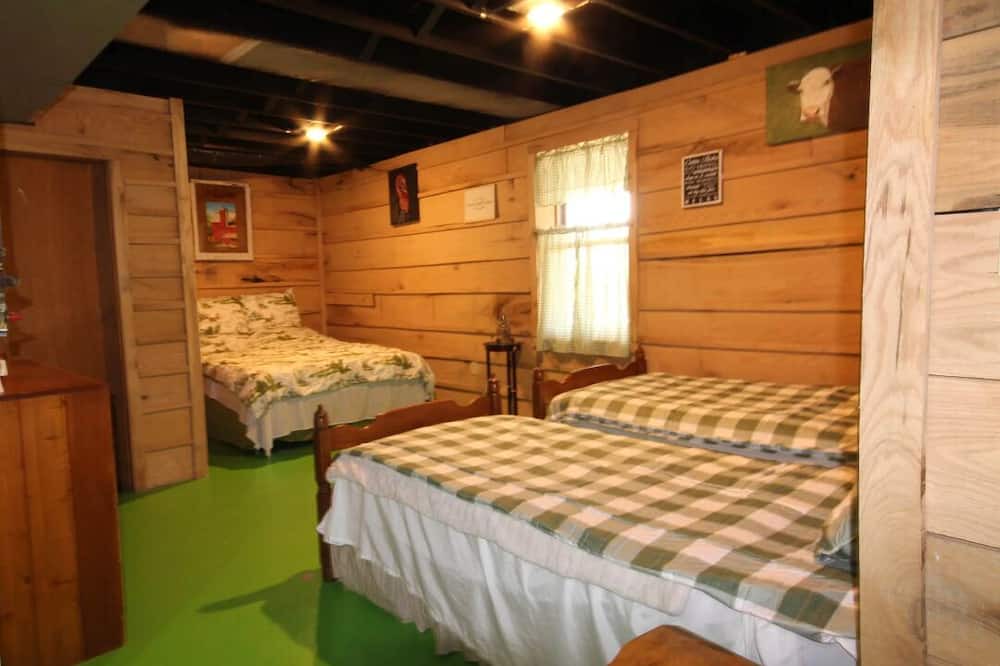 Photo of Bedroom in Loudonville