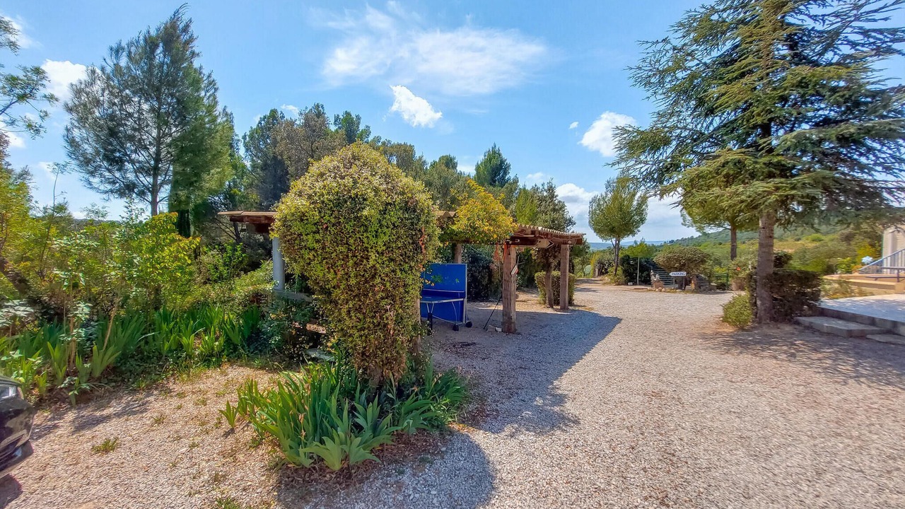 Photo of Outdoor in Cabrials
