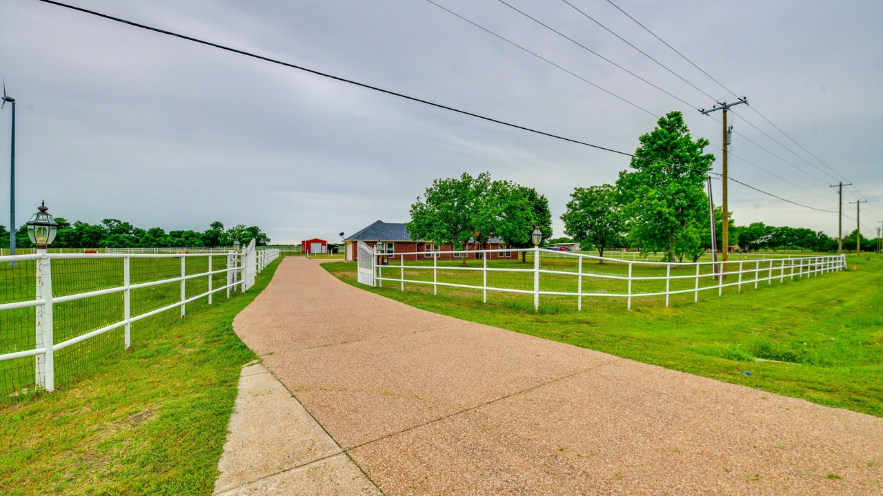 Photo of Outdoor in Waxahachie