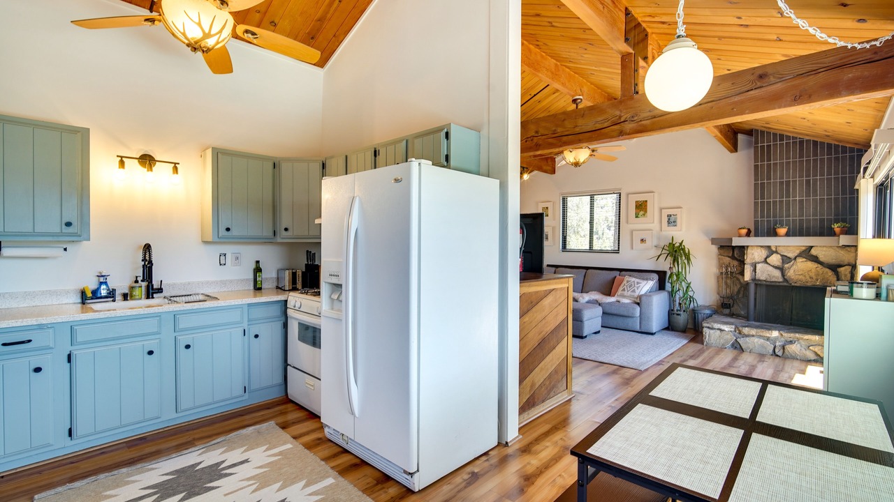 Photo of Kitchen in Big Bear City