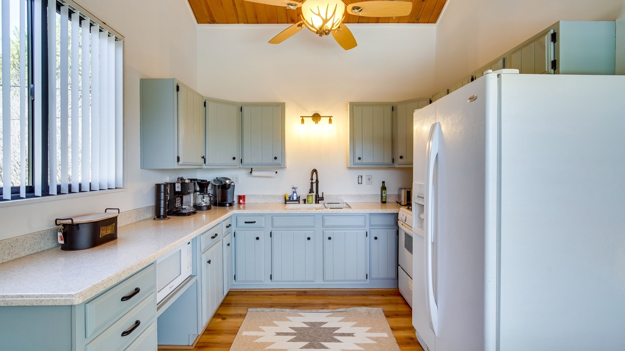 Photo of Kitchen in Big Bear City