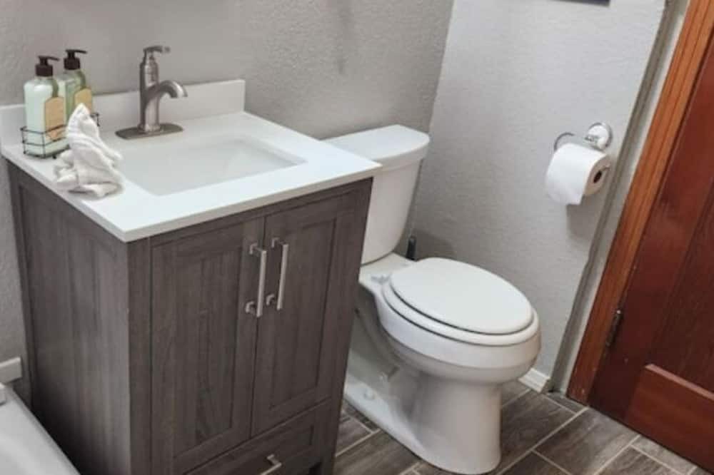 Photo of Bathroom in Kingman