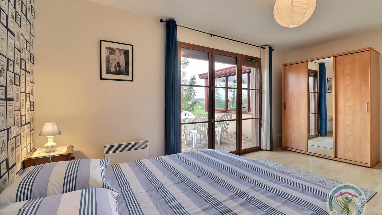 Photo of Others in Gael