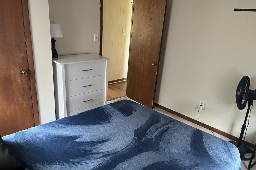 Photo of Bedroom in Sanatoga