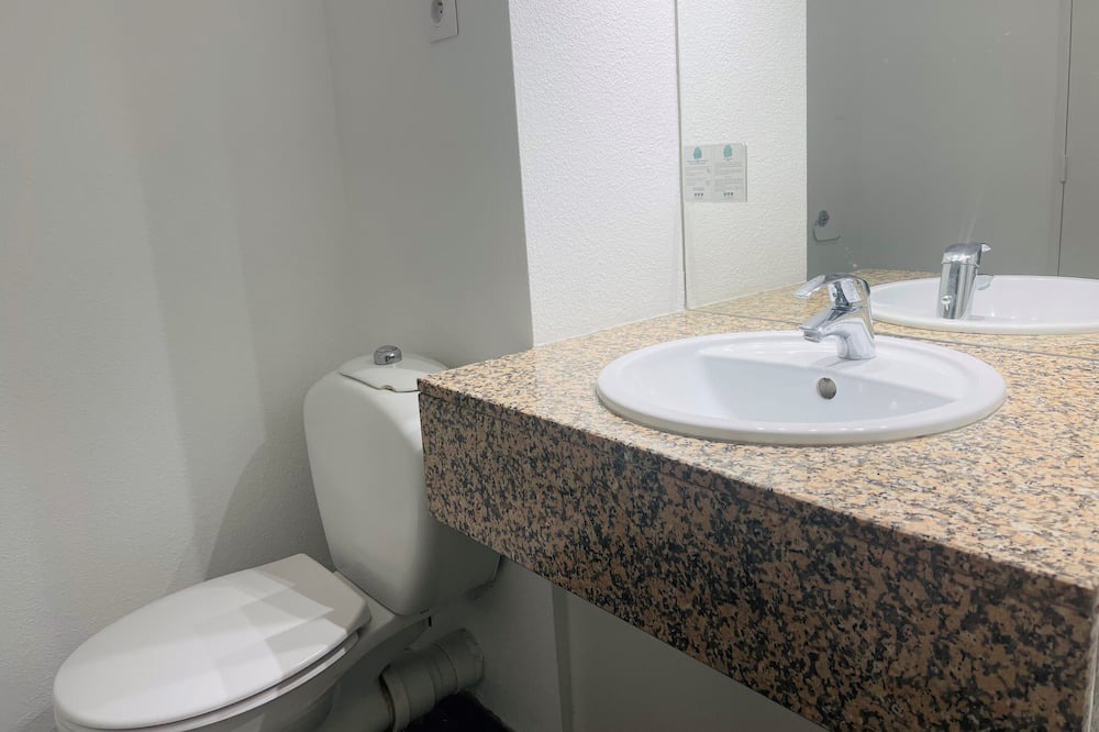 Photo of Bathroom in Ramonville-Saint-Agne