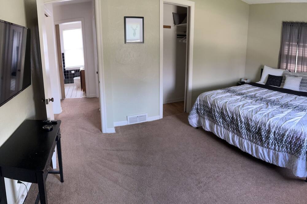 Photo of Bedroom in Tiffin