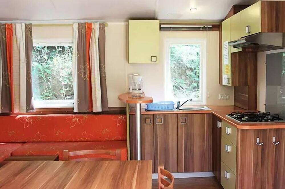 Photo of Kitchen in Les Ollieres-sur-Eyrieux