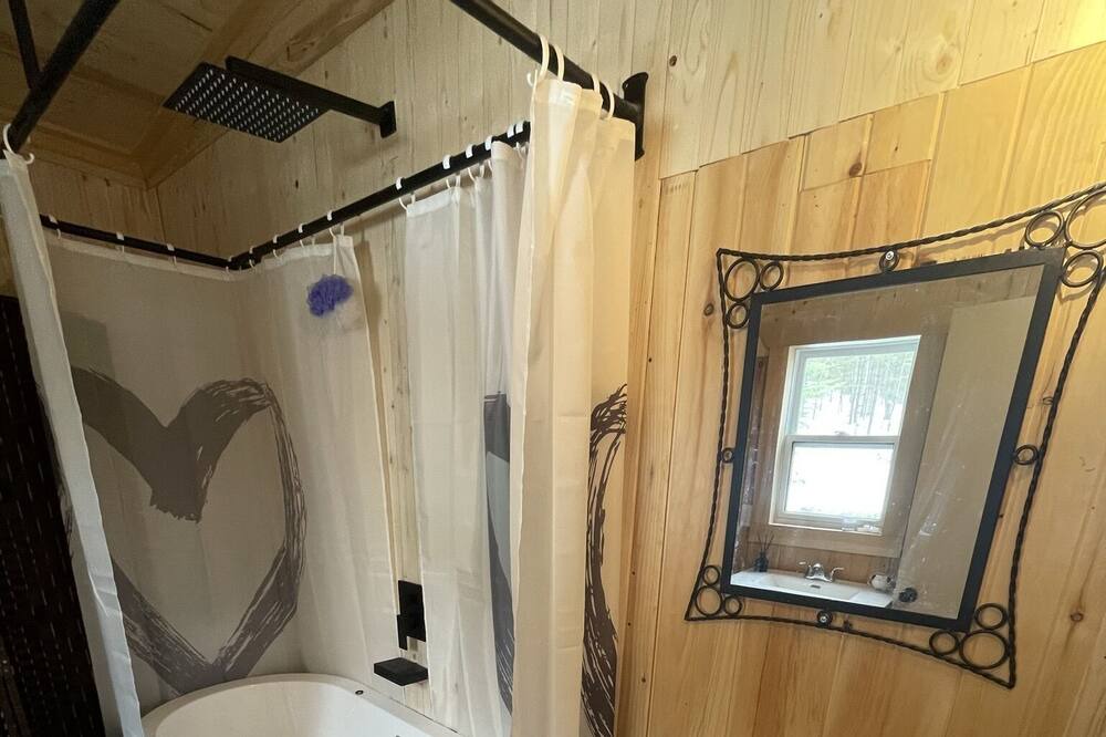 Photo of Bathroom in Messines