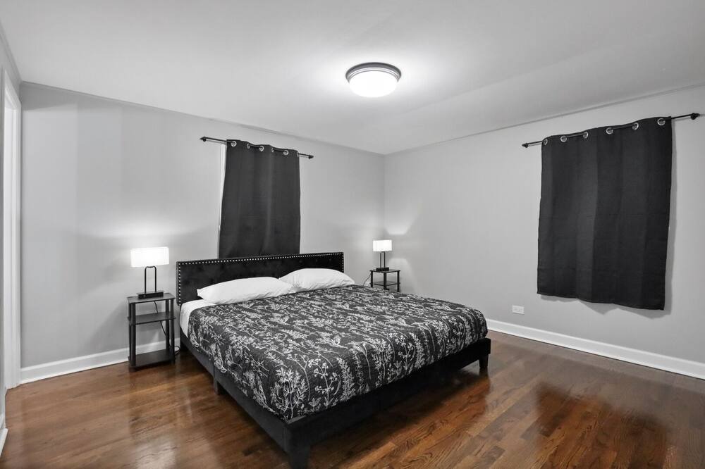 Photo of Bedroom in Forestview
