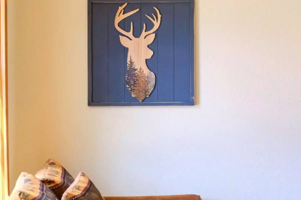 Photo of Livingroom in Grand Lake