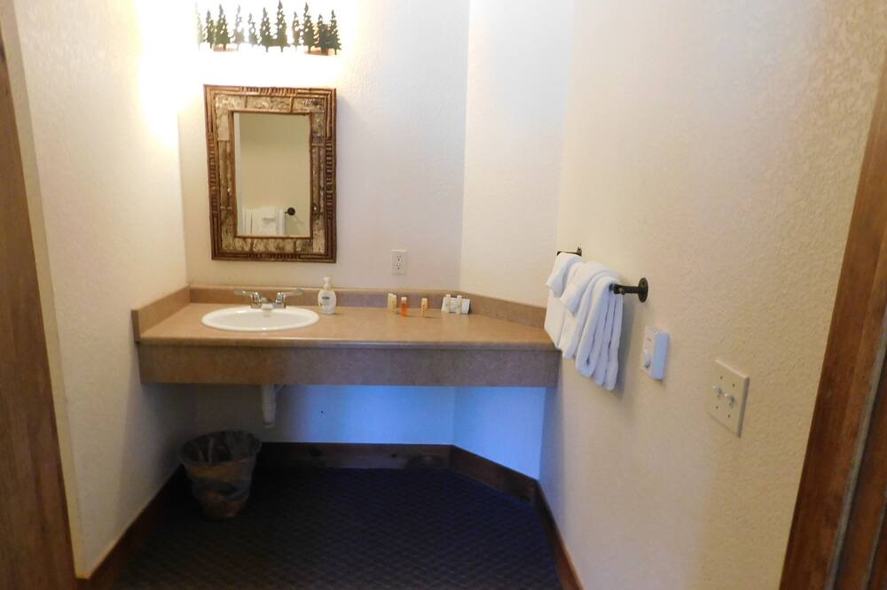 Photo of Bathroom in Grand Lake