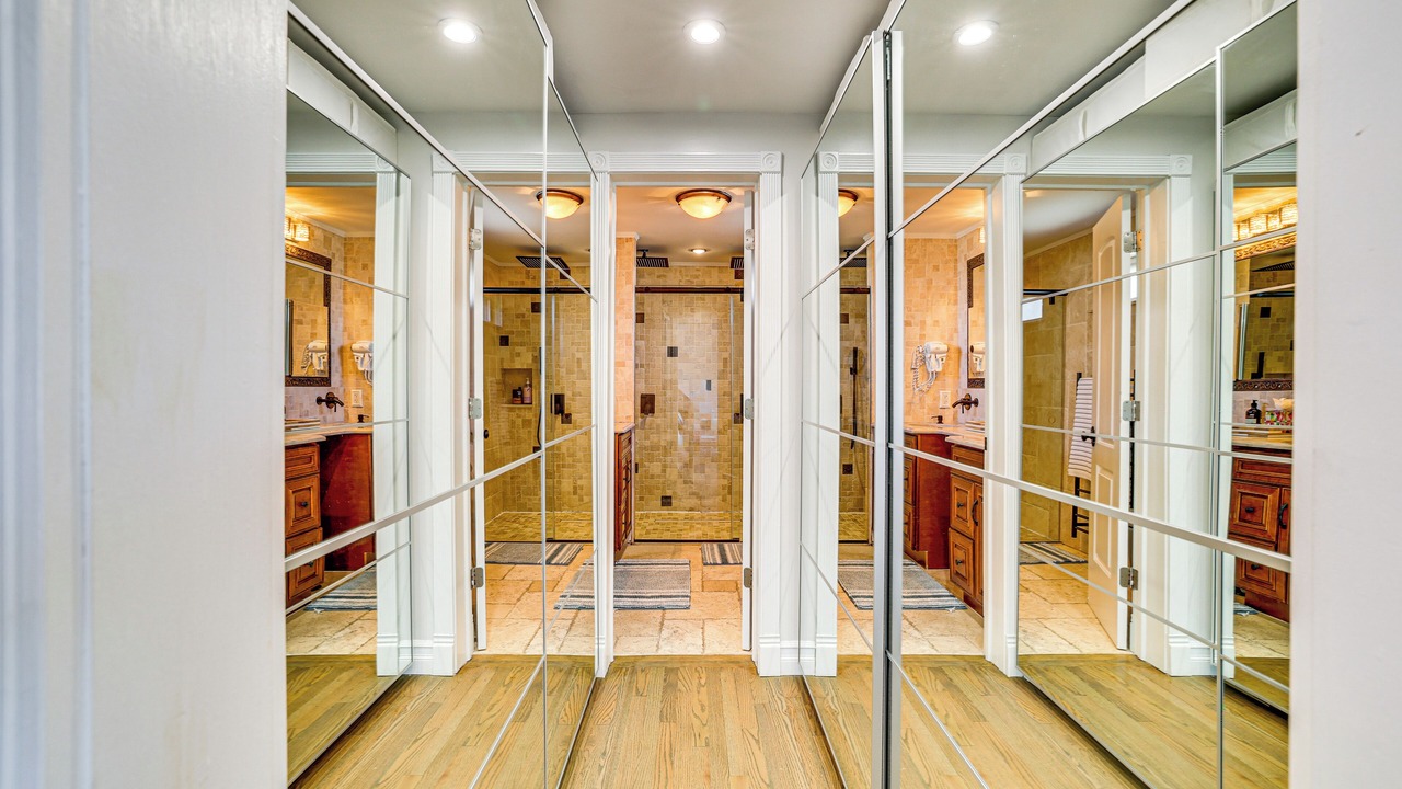 Photo of Others in East Shore