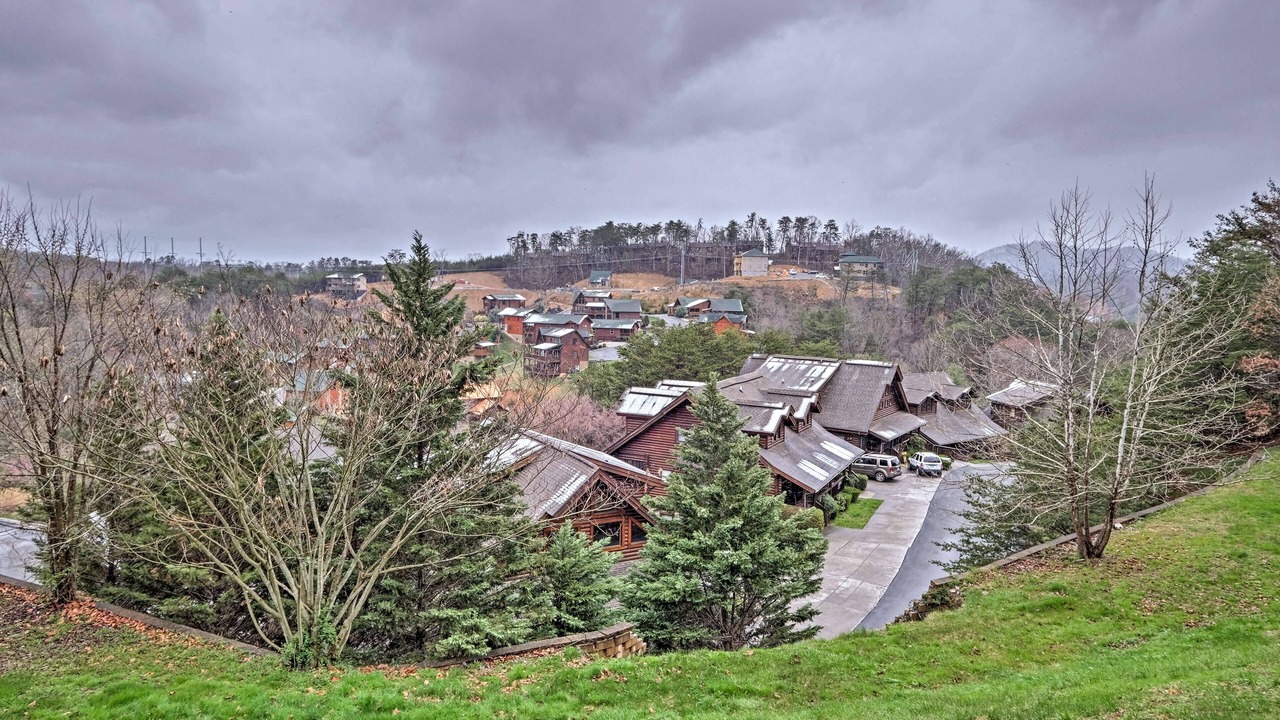 Photo of Others in Pigeon Forge