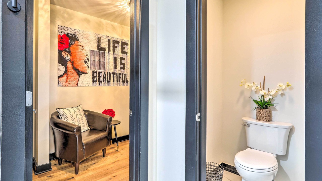 Photo of Others in Atlantic Station Area