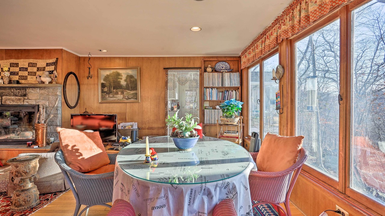 Photo of Others in Garrison