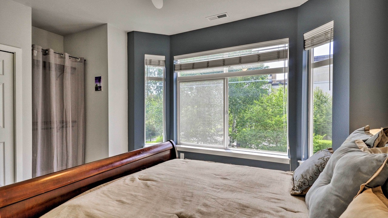 Photo of Others in Hough