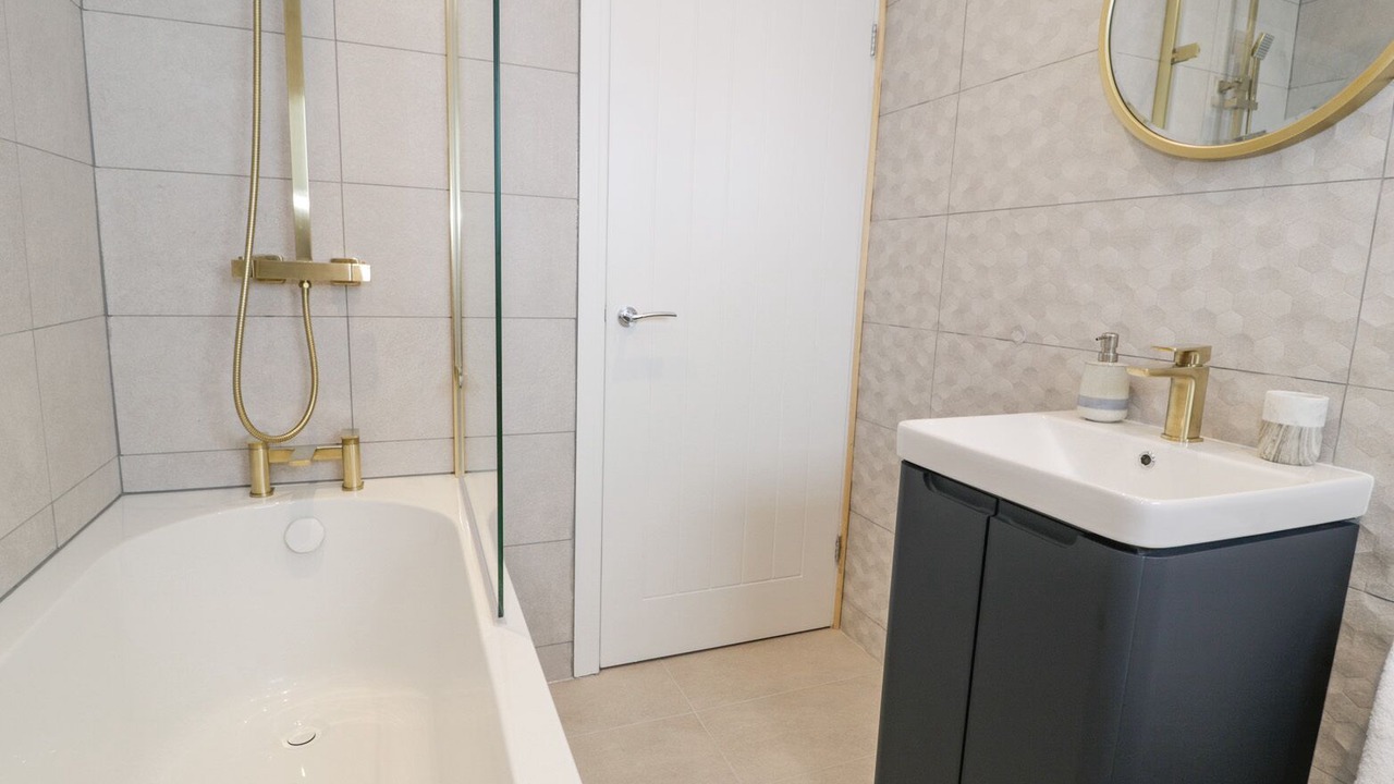 Photo of Bathroom in Cemaes Bay