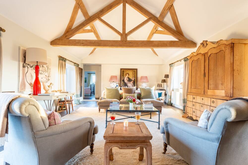 Photo of Livingroom in Beaulieu