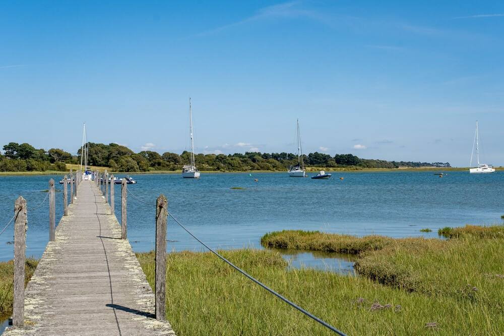 Photo of Others in Beaulieu