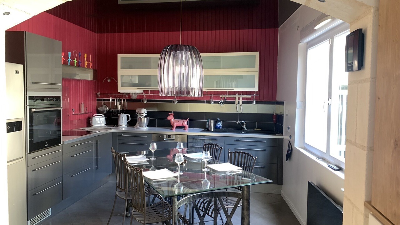 Photo of Kitchen in Cinq-Mars-la-Pile