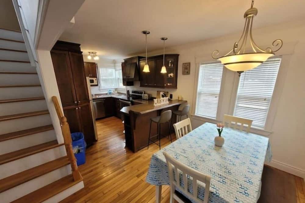 Photo of Kitchen in Clarke's Beach