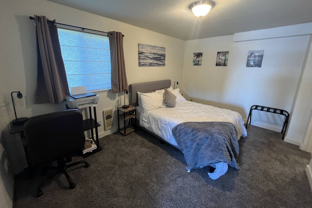 Photo of Bedroom in Ballard