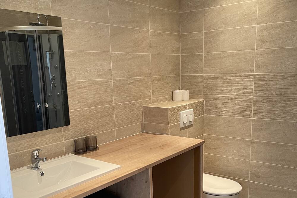 Photo of Bathroom in Guillaumes