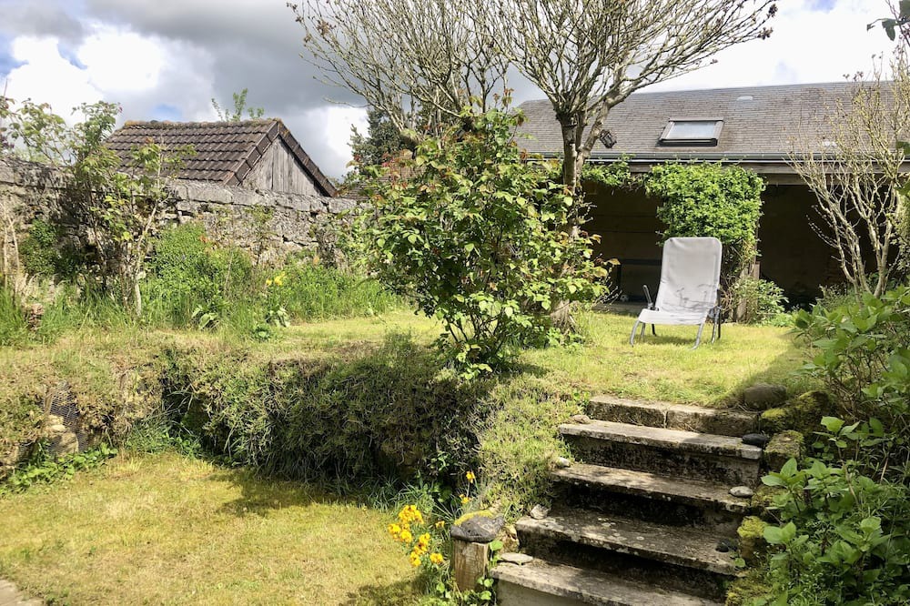 Photo of Outdoor in Mamers