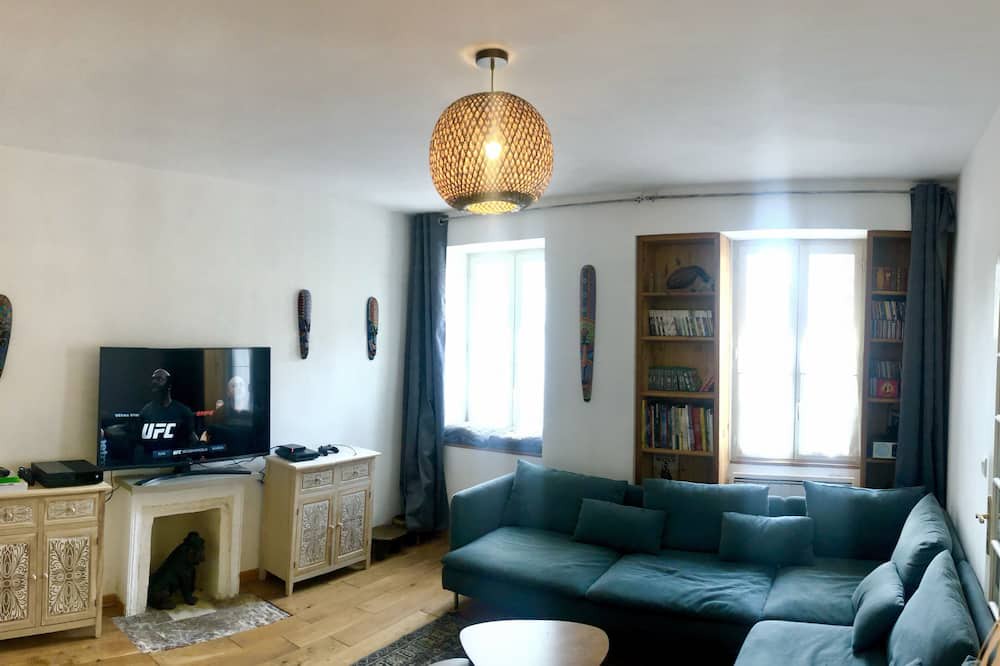 Photo of Livingroom in Mamers