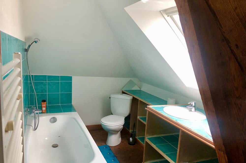 Photo of Bathroom in Mamers