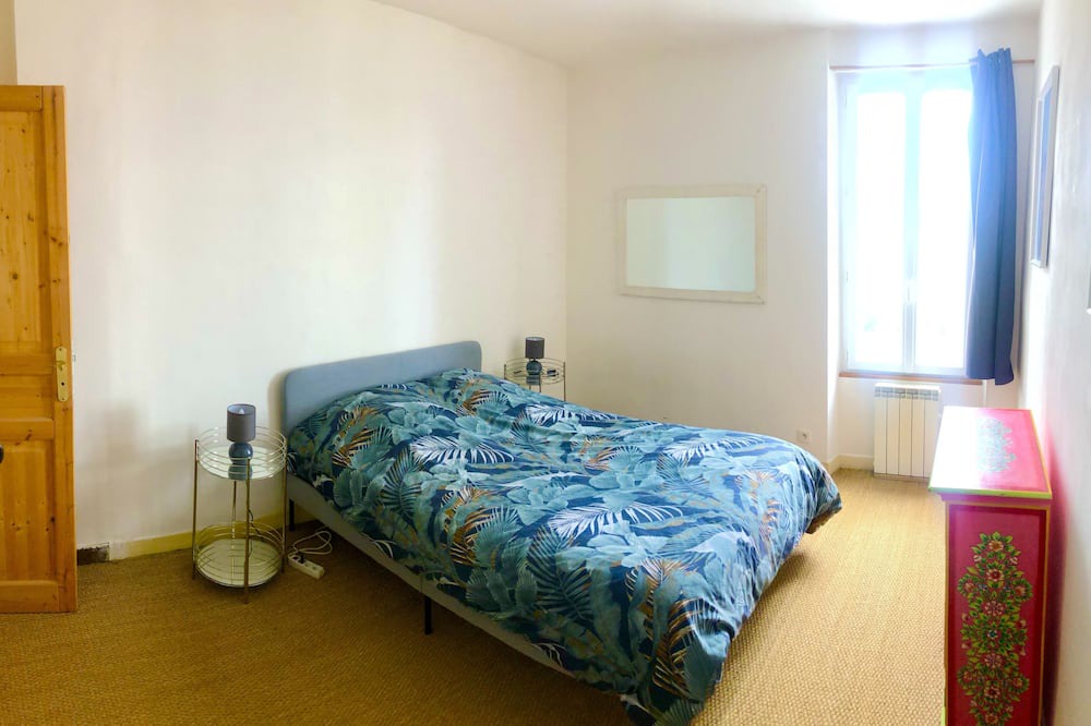 Photo of Bedroom in Mamers