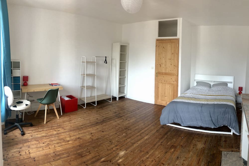 Photo of Bedroom in Mamers