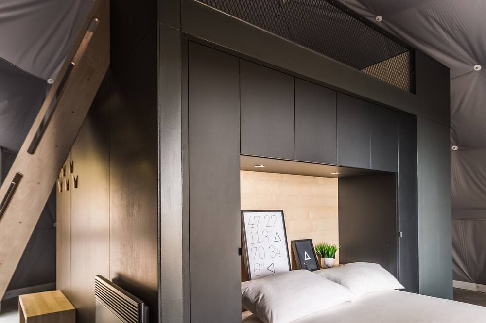 Photo of Bedroom in Petite-Riviere-Saint-Francois