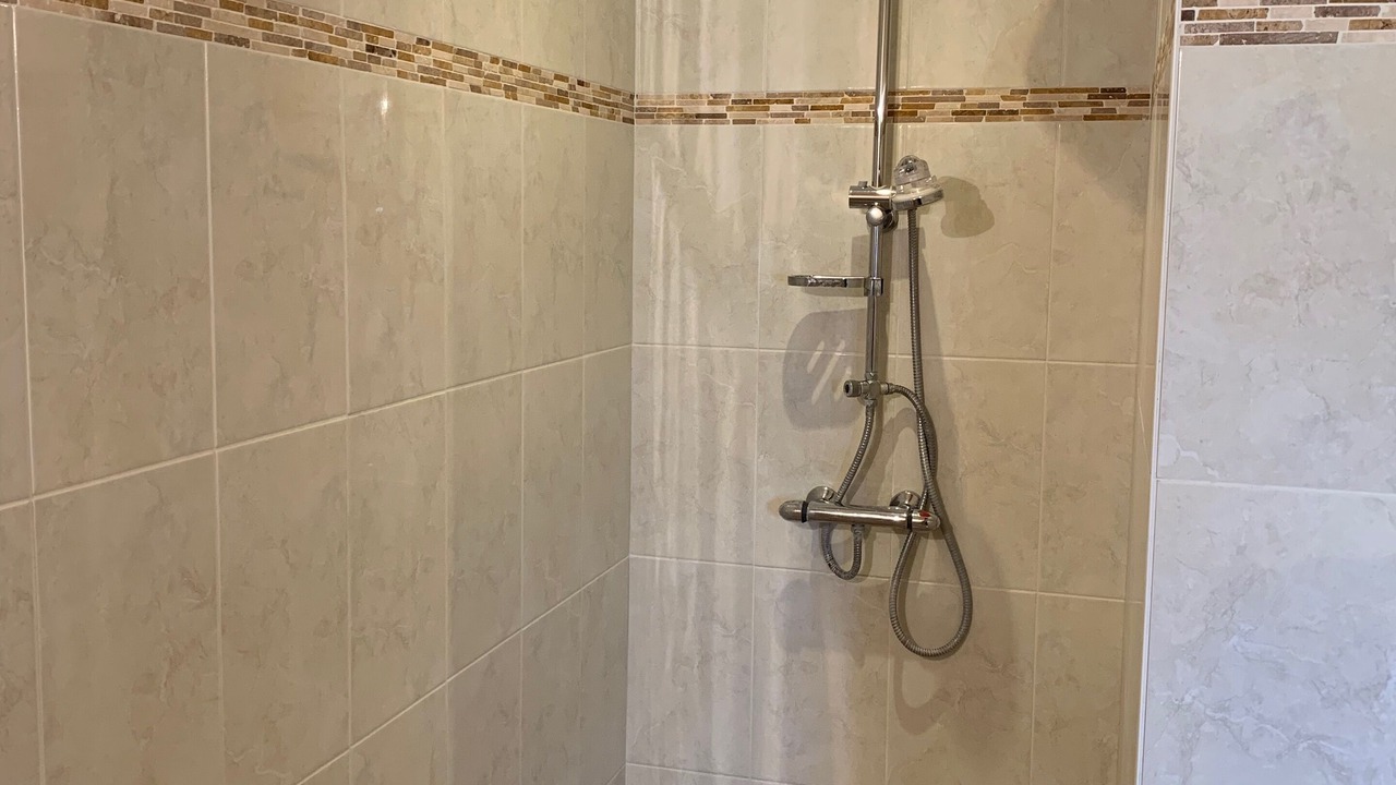 Photo of Others in Sendets