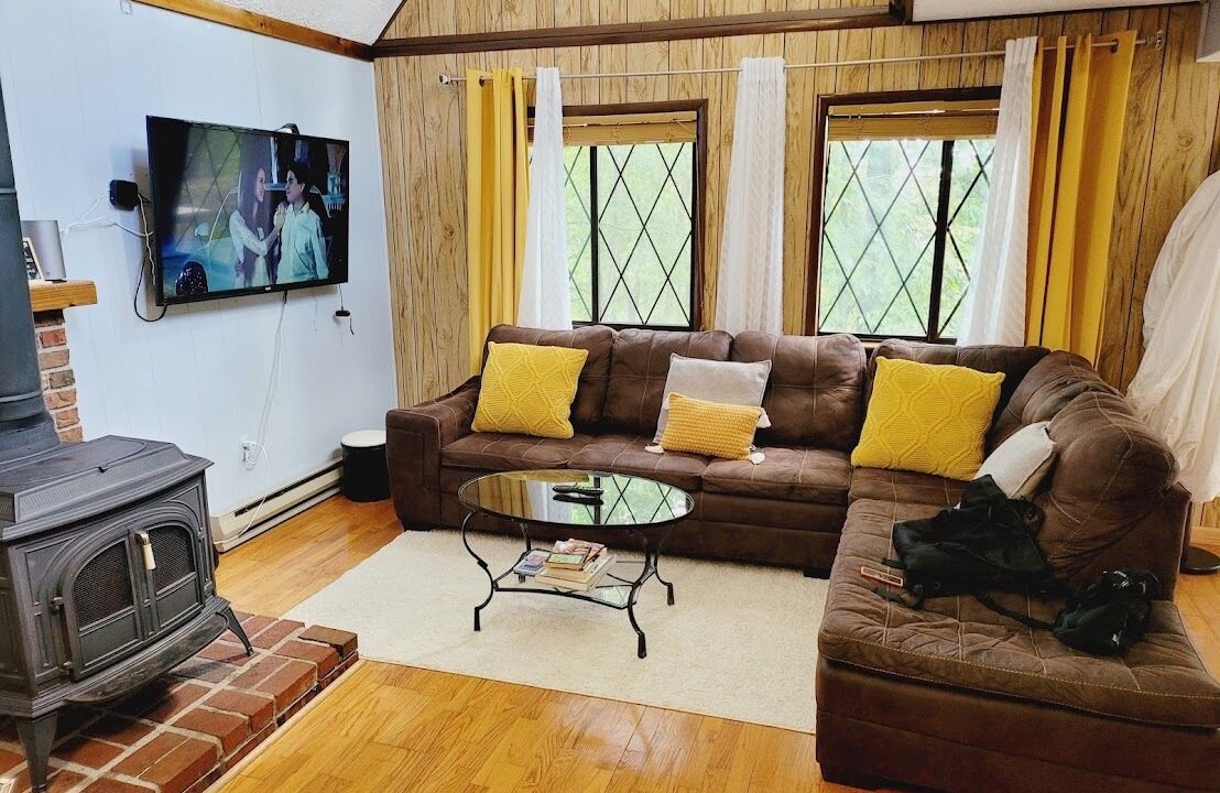 Photo of Livingroom in Bushkill