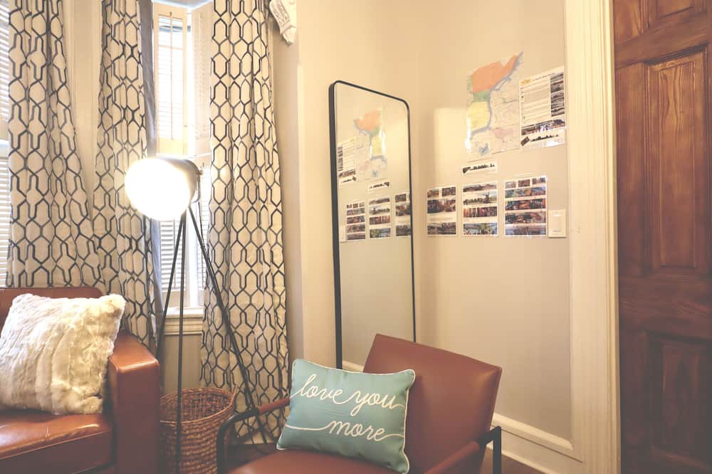 Photo of Others in Woodbury